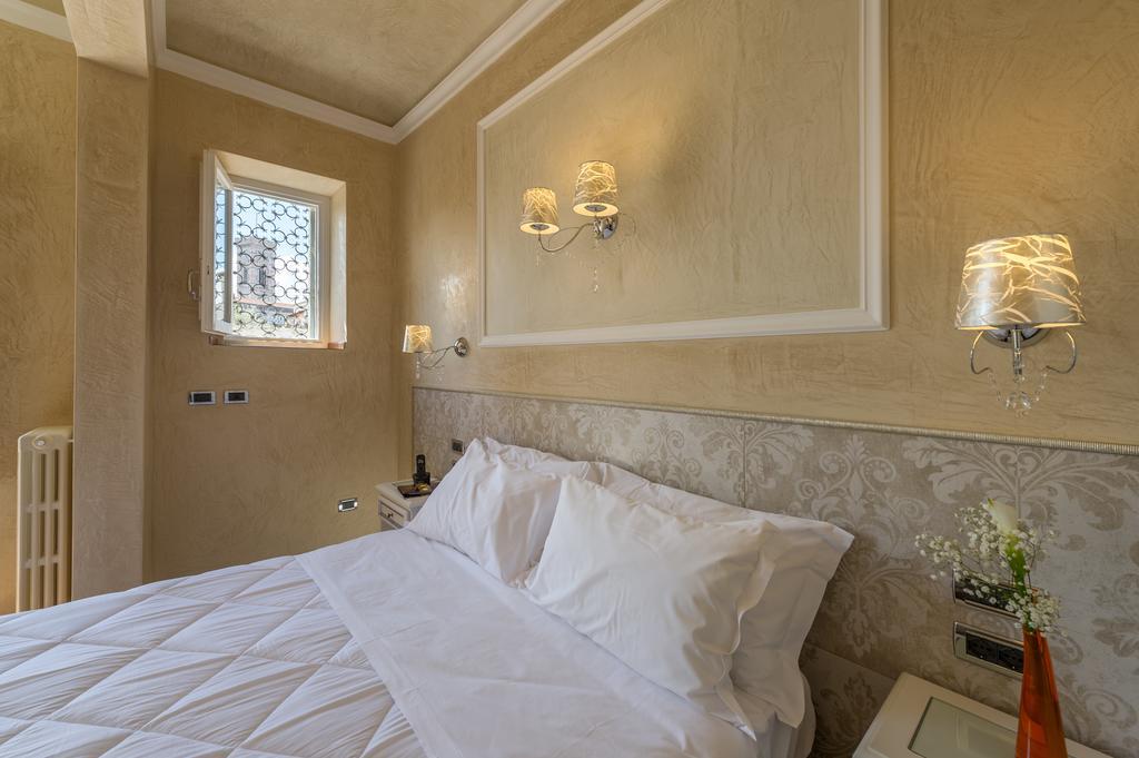 Hotel California Florencia