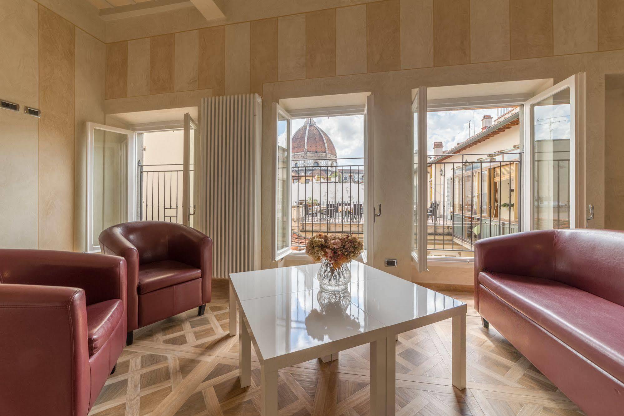 Hotel California Florencia